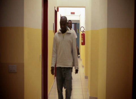  Luoghi e non luoghi, persone e non persone, dei migranti, della sofferenza e della cura.